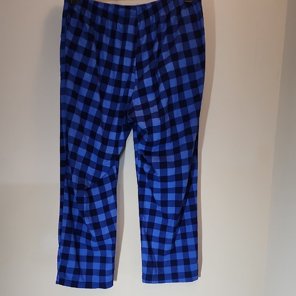 Nautica Men's Black and Blue Plaid Joggers - Picture 4 of 4
